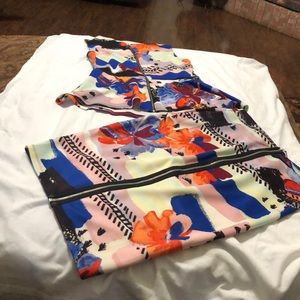 Flower print skirt suit